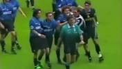 网友：这次曼联球迷应该深刻体会到了当年国米球迷的愤怒😱