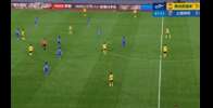 西海岸2-1领先申花！戴维森补射破门，VAR复核进球有效